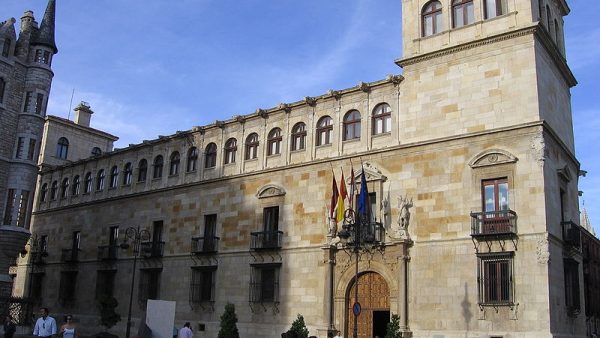 El Palacio de los Guzmanes, sede de la Diputación de León