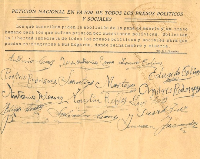 Documento acreditativo de la 'Campaña pro-abolición pena de muerte en España' y 'contra la aplicación de la ley de vagos y maleantes', firmada por quince cabezas de familia de Tedejo (C.Sánchez/Ical)