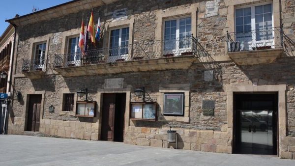 Ayuntamiento de Villafranca del Bierzo. / QUINITO