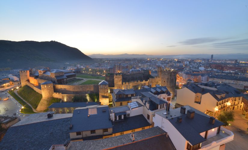 Castillo de los Templarios de Ponferrada. / QUINITO