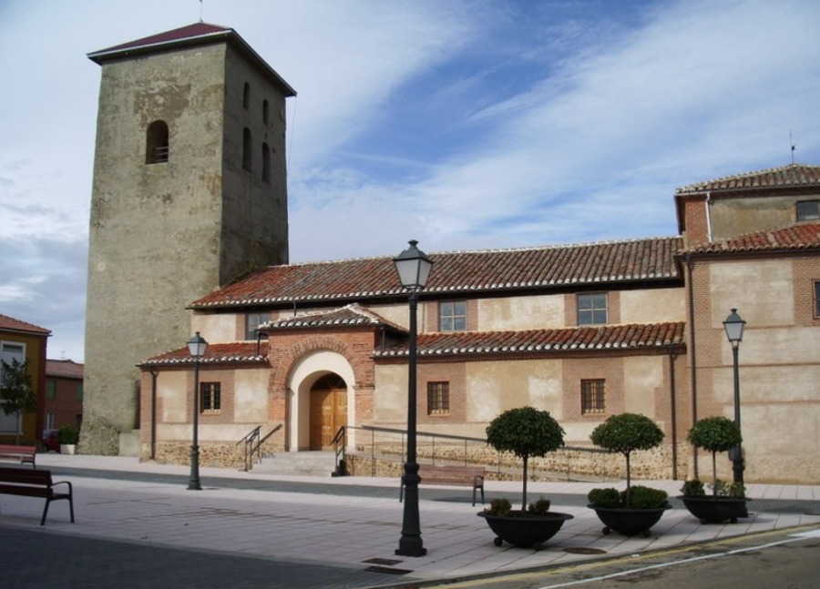 Iglesia Bercianos del Páramo / Ayuntamiento Bercianos del Páramo 