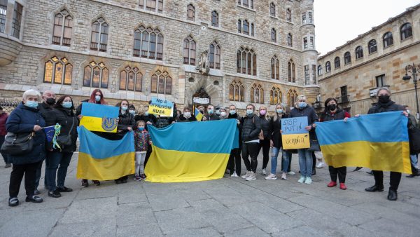 Concentración en León contra la invasión rusa de Ucrania