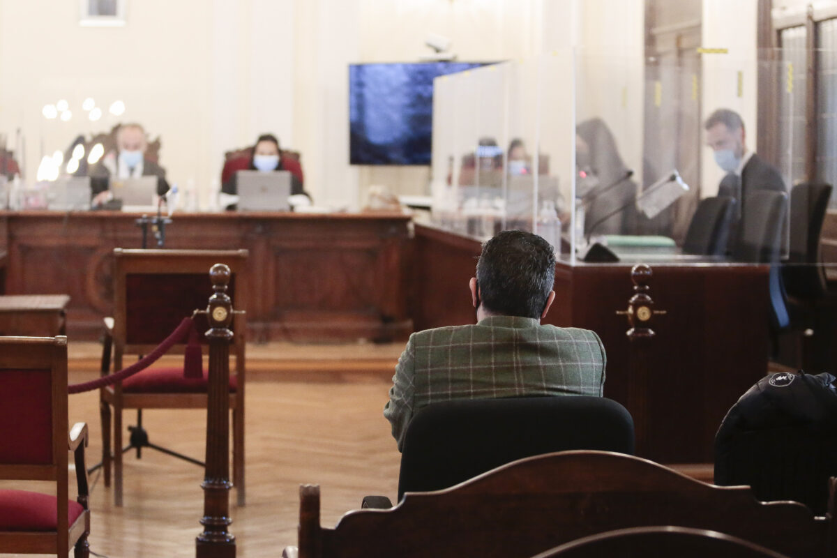 Juicio al ex alcalde de Cubillos del Sil, José Luis Ramón, acusado de prevaricación