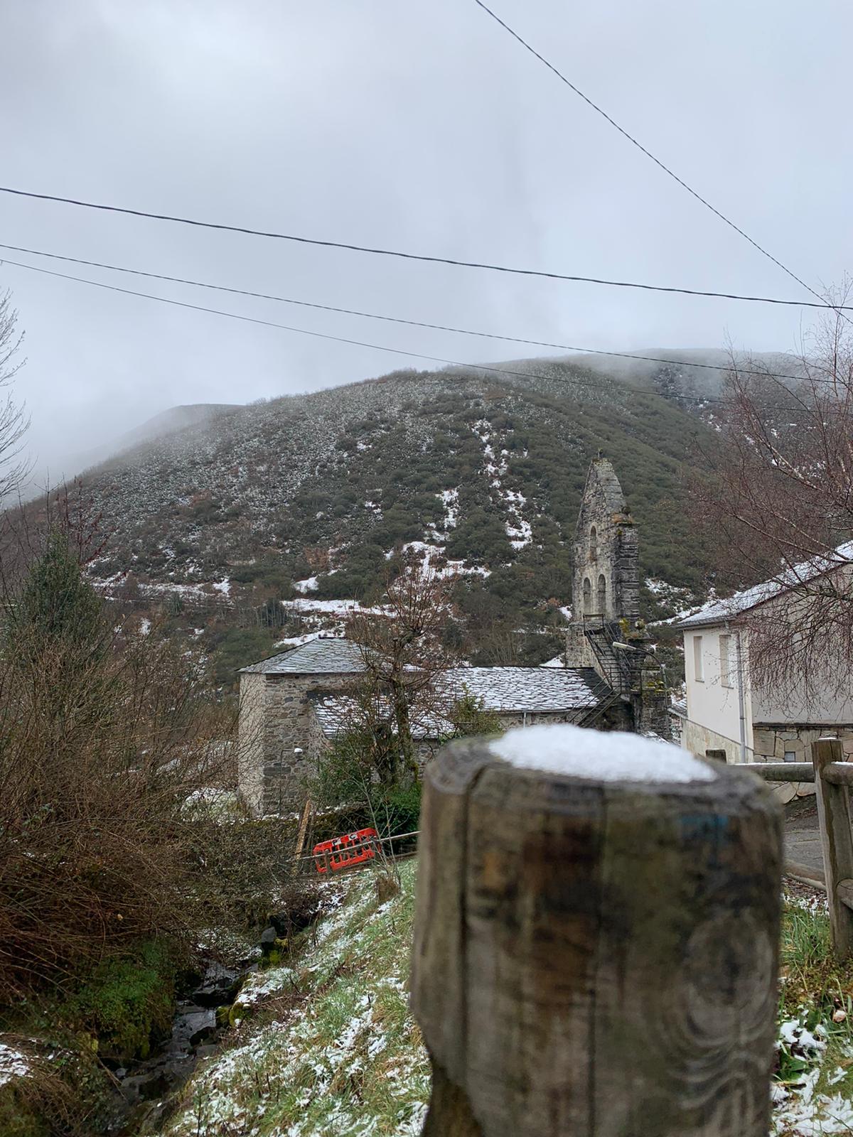 Tejeira nevado en marzo / Descubriendo El Bierzo