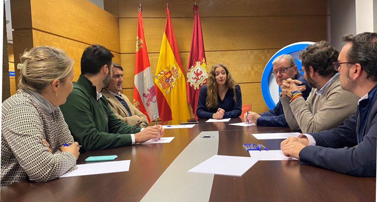 Reunión Parlamentarios Nacionales y Autonómicos. / PP León