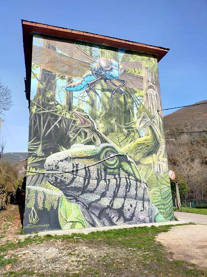 Grafiti de Dinosaurios. / Antigua Escuela del Bierzo