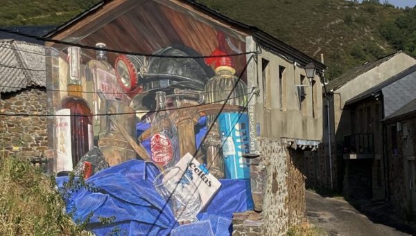Mural en Espina de Tremor (Igüeña). / streetartcities.com