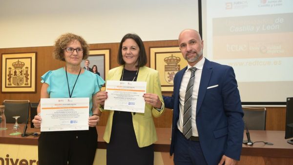Entrega de premios del Plan de Transferencia de Conocimiento Universidad-Empresa celebrada en el Campus de Ponferrada. / QUINITO