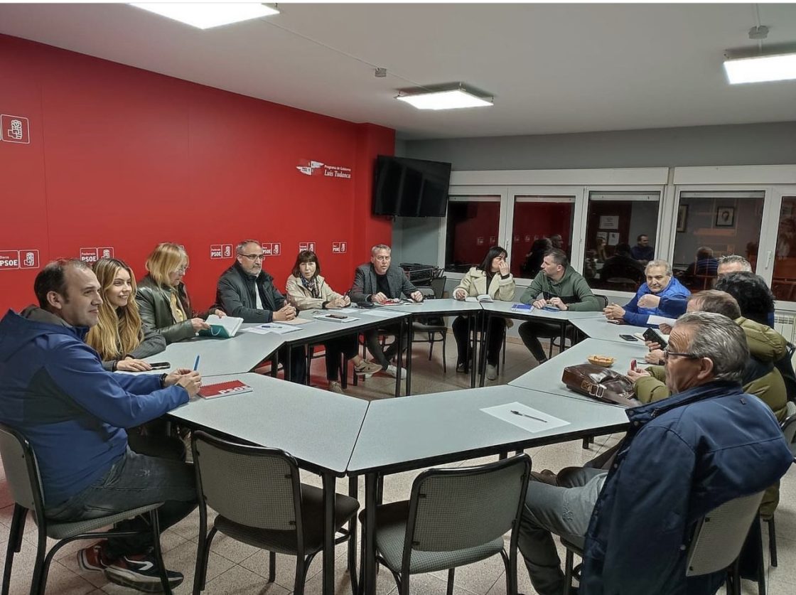 Fotografía de la ejecutiva del PSOE de Ponferrada
