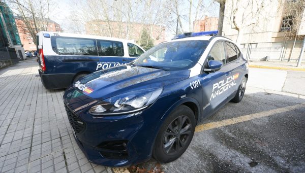 Vehículo de la Policía Nacional de Ponferrada