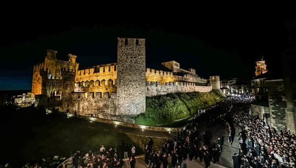 Via Crucis del Castillo
