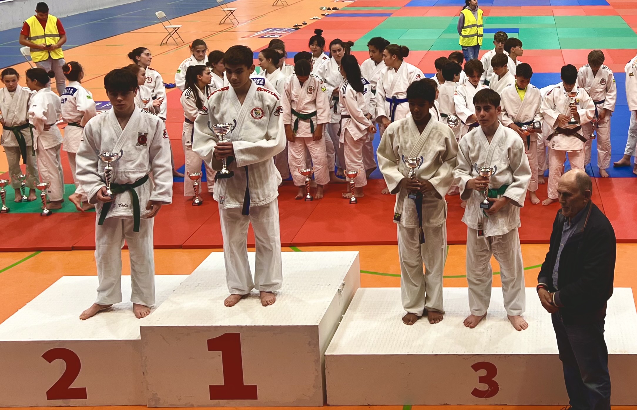 Éxito para el Club Judo Blume de Ponferrada en el VI Campeonato Internacional Villares de la Reina. / EBD