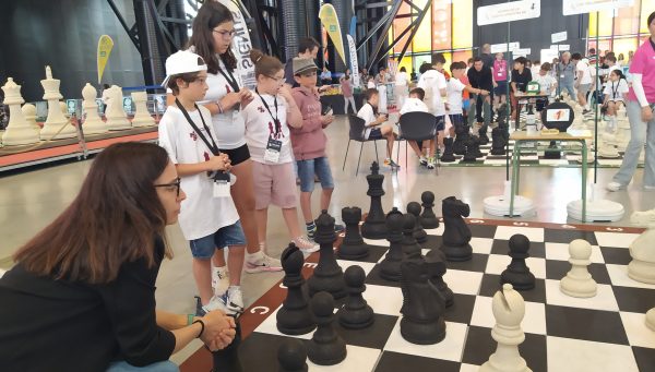 El CEIP Virgen de la Quinta Angustia de Cacabelos, vencedor del torneo Pequeños Gigantes. / EBD