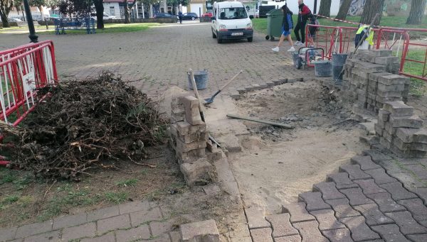 Obras en el parque Pablo Picasso de Cuatrovientos